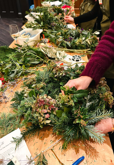 Make a Christmas Wreath